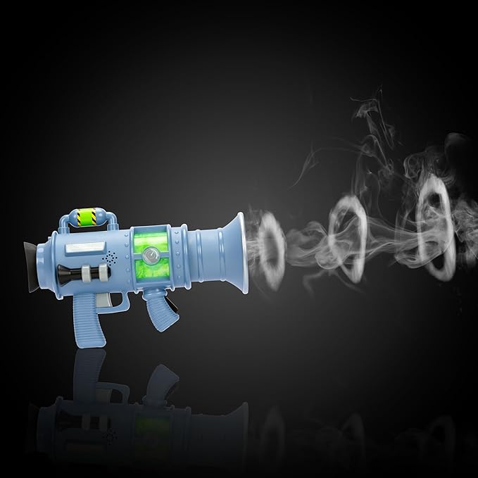 Minions Despicable Me 4 Ultimate Fart Blaster Toy - Shoots Real Fog Rings | 15 Hilarious Sound Effects | Lights Up & Banana/Fart Scents | Includes 2 Scent Formulas | Great Gag Gift for Kids Ages 4+
