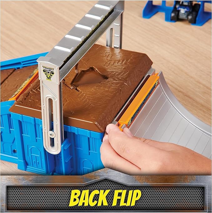 Monster Jam Mini Freestyle Flip Arena Playset and Storage with 2 Mini Monster Jam Trucks, Kids Toys for Boys and Girls Ages 3 and up