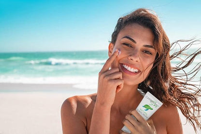 Caribbean Sol - Sol Guard Natural Sunscreen with Non-nano Zinc Oxide - Biodegradable Broad Spectrum Travel Size Reef Safe Sunscreen Moisturizer Sun Cream SPF 15, 4oz.