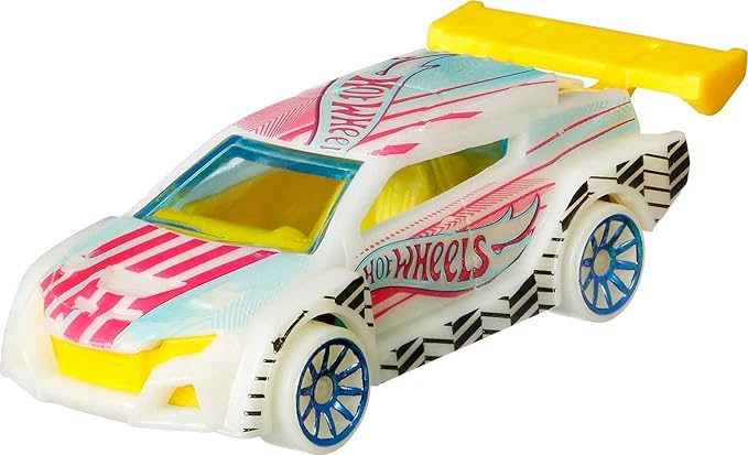 Hot Wheels Toy Monster Trucks 10-Pack, Set of 5 Glow in The Dark 1:64 Scale Trucks & 5 GITD 1:64 Scale Cars, Play Vehicles for Kids & Collectors