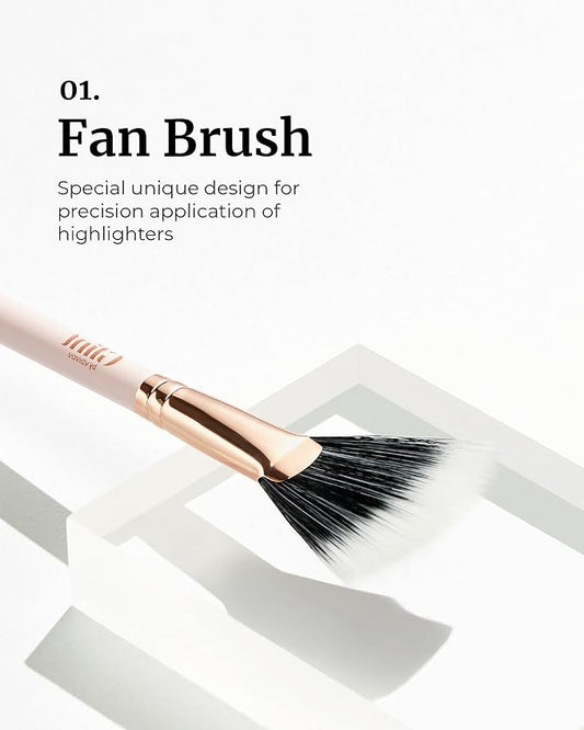 Glint Makeup Fan Brush & Glow Pearl Base (30 ml/1.01 fl oz) Moisturizing Foundation Primer with a Radiant Champagne Pink Glow for a Natural, Luminous Complexion | Korean Skincare