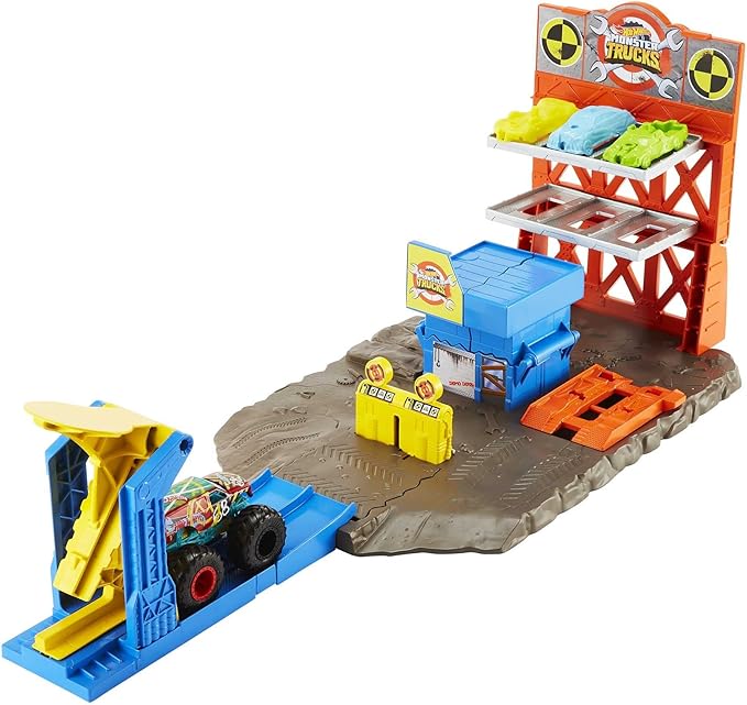 Hot Wheels Monster Trucks Blast Station Playset with 1:64 Scale Demo Derby Toy Truck & 3 Crushable Cars