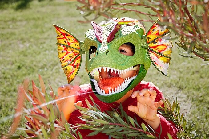Mattel Jurassic World Role-Play Mask, Dilophosaurus with Venom Launching Water Feature, Sound & Adjustable Frill, Dinosaur Costume Headgear Toy