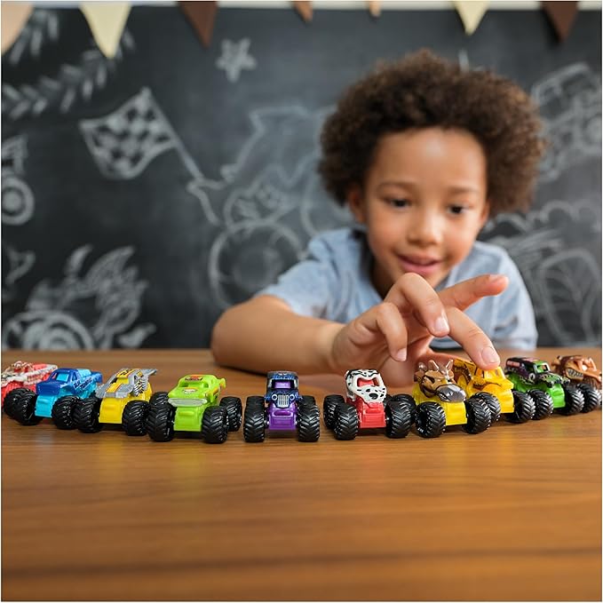 Monster Jam Mini Jams, Earthshaker Boneyard Blaster Mega Frenzy Playset with 10 Mini Trucks, Kids Toys for Ages 3 and Up