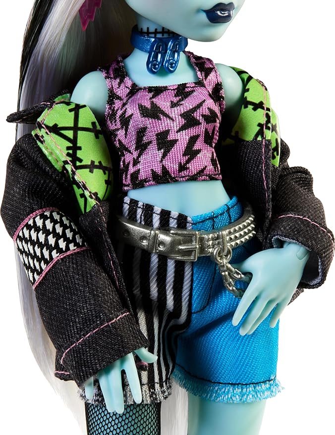 Monster High Frankie Stein Doll in Denim Jacket & Shorts, Includes Pet Dog Watzie & Accessories Like a Backpack, Snack & Notebook