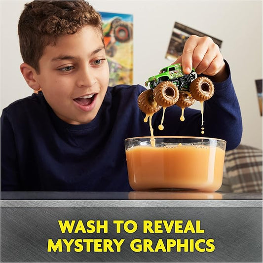 Monster Jam, Mystery Mudders 2-Pack Monster Trucks, Official 1:64 Die-Cast Vehicles, Wash to Reveal (Styles Will Vary), Kids Toys for Boys 3 and Up